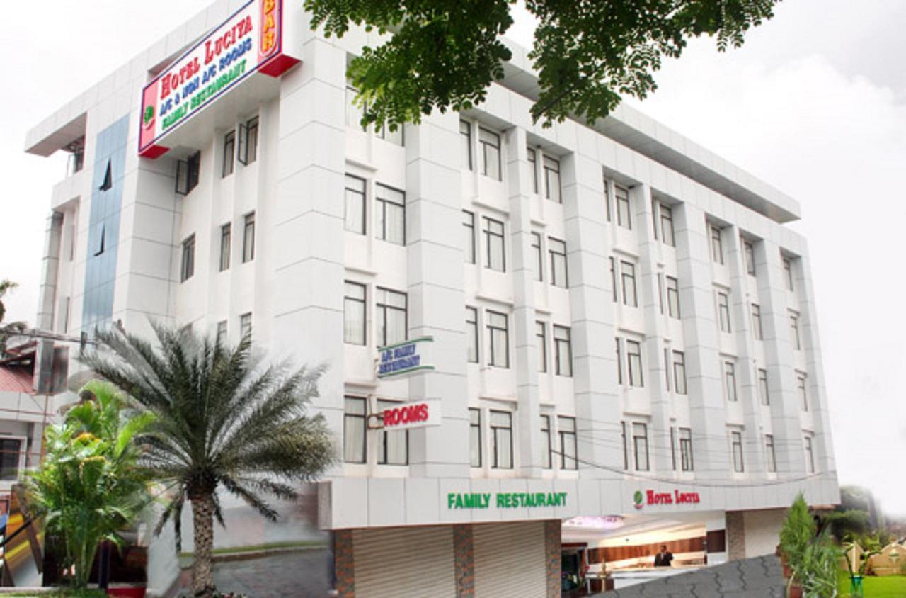 Hotel Luciya Kochi Buitenkant foto