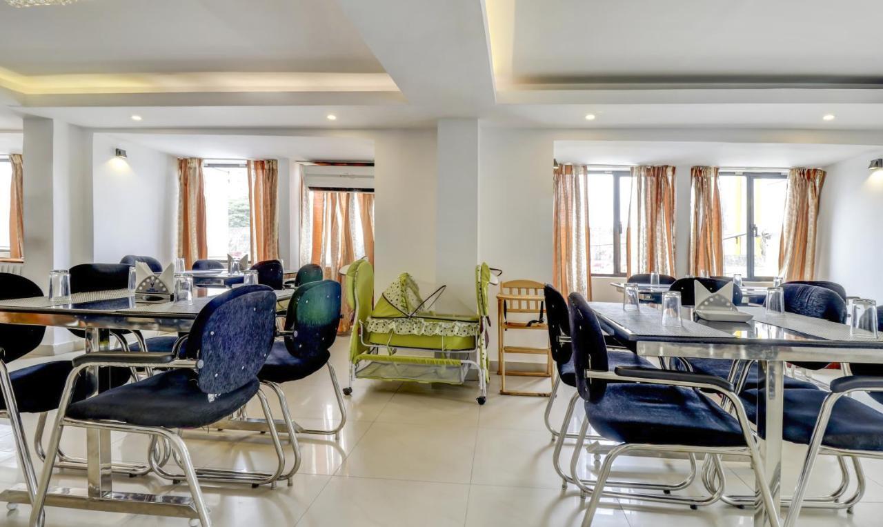 Hotel Luciya Kochi Buitenkant foto
