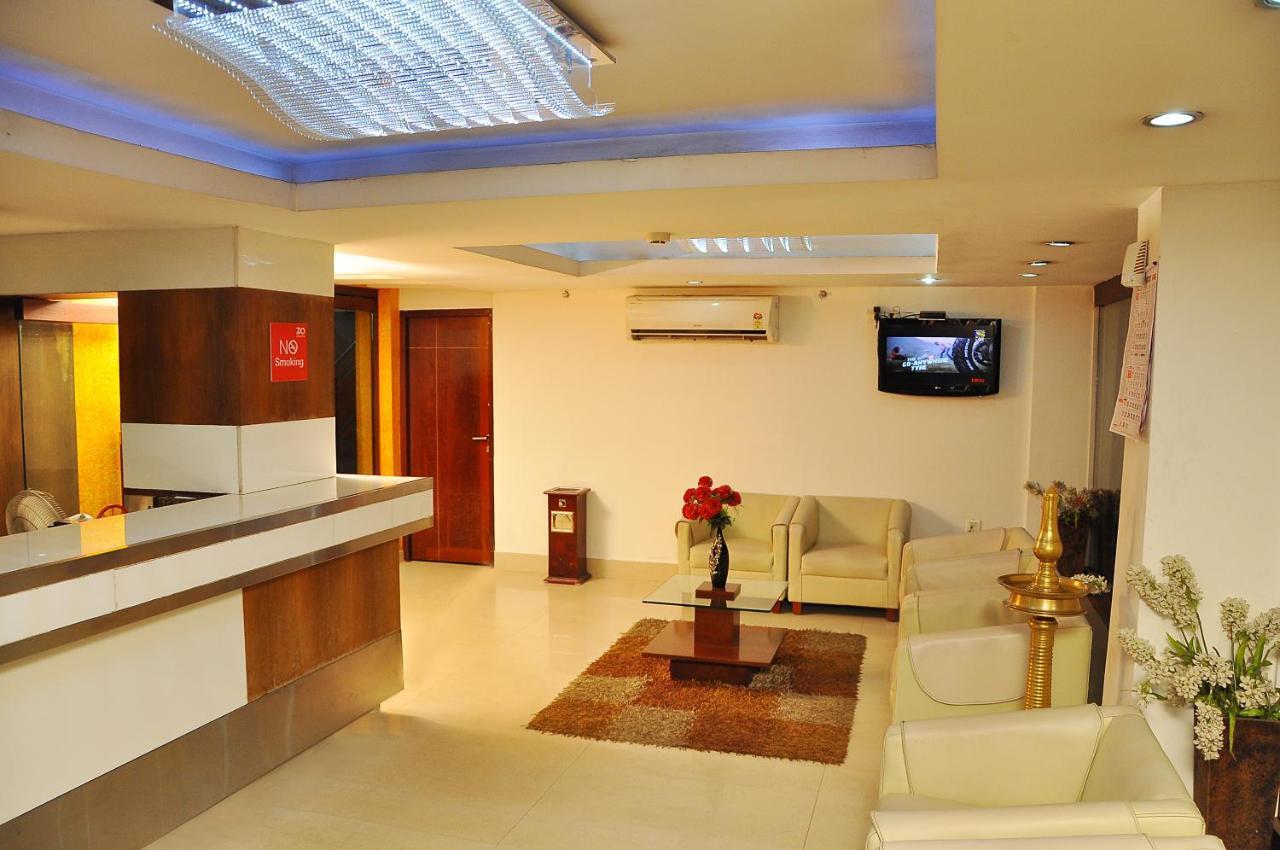 Hotel Luciya Kochi Buitenkant foto